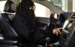 Saudi Arabia- nước cuối cùng trên thế giới cho phép phụ nữ lái xe