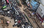Hà Nội thu phí ô tô vào nội đô: Coi chừng phản tác dụng
