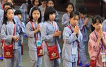 Khóa tu mùa hè cho trẻ thành phố "cháy hàng"