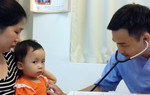 Bãi bỏ ghi số chứng minh thư của cha mẹ trên đơn thuốc trẻ dưới 6 tuổi