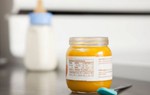 Thực phẩm đóng hộp cho bé: Ngập hương liệu + chất bảo quản