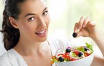 Ăn kiêng kiểu này, không nhập viện vì kiệt sức mới lạ