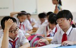 Thiếu sách giáo khoa: Trách nhiệm thuộc về Nhà Xuất bản Giáo dục?