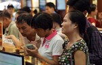  Giá vàng hồi phục, tăng 600.000 đồng/lượng