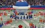 Lễ khai mạc EURO 2016 đầy màu sắc