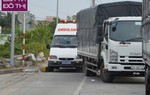 3 xe cứu thương chở bệnh nhân “chôn chân” tại BOT Sóc Trăng