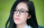 Hotgirl Huyền Anh ra mắt tự truyện bày tỏ sự ân hận 