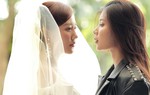 Văn Mai Hương hôn đắm đuối Đồng Ánh Quỳnh trong MV mới