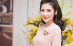 Á hậu Tú Anh nữ tính, tràn đầy sức sống