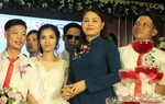 Xúc động đám cưới tập thể 'Giấc mơ có thật' của 65 cặp đôi khuyết tật