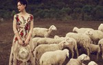 Ngọc Thanh Tâm hóa cô gái du mục đầy mê hoặc