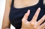 Mất ngực vì bơm chất làm đầy tại Trung Quốc