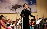Mỹ Linh, Đức Tuấn thăng hoa trong hòa nhạc ‘Trên đôi cánh tình yêu’