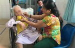 Cụ bà 87 tuổi bị suy tim, tai biến sau phẫu thuật thay khớp háng
