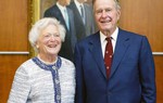 Chuyện tình 73 năm nồng đượm yêu thương của cựu Tổng thống Mỹ George H.W. Bush
