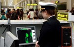 Không loại trừ khả năng dịch Ebola xâm nhập vào Việt Nam