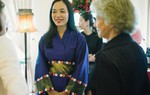 Đạo diễn 'Đập cánh giữa không trung' nhận Huân chương Hiệp sĩ 