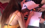 Bắt quả tang nữ nhân viên kích dục cho khách tại quán cà phê ven đô