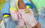 Gia đình tố bác sĩ mổ đẻ làm gãy chân trẻ sơ sinh