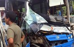 Tài xế cứu xe khách mất phanh được trao cúp Vô lăng vàng