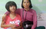 Bé mồ côi bị mất chân vì xe tải