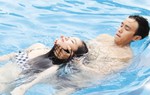Làm gì để cứu bạn đuối nước khi không biết bơi?