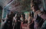 Hang động bí mật ở Mạc Cao