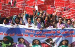 Pakistan nỗ lực xóa bỏ ngược đãi phụ nữ