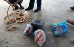 Vì 7000 đồng mẹ bạo hành rồi ép 2 con trai tự tử