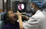 Lấy con đỉa dài 5cm còn sống khỏi mũi bệnh nhân