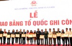 Trao bằng Tổ quốc ghi công cho 672 thân nhân, gia đình liệt sĩ