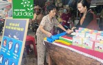 Hơn 8 năm kiên trì đưa túi nylon tự hủy vào chợ truyền thống