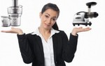 Máy ép trái cây: Chọn loại thường hay loại chậm 