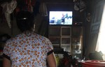 Phụ nữ vượt biên bán bào thai: Mất con, nợ vẫn còn