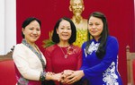 Thắt chặt tình đoàn kết đặc biệt phụ nữ Việt-Lào