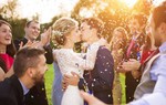 Quan điểm về hôn nhân truyền thống đang ‘chết dần’ ở giới trẻ Anh