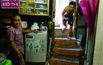 Nhà mặt phố nhưng phải luồn cúi, chui vào như địa đạo