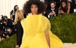 Thảm hoạ thời trang trên thảm đỏ Met Gala 2016
