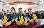 Nam giới chia sẻ sáng kiến chấm dứt bạo lực giới và quấy rối tình dục 