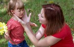 'Chiêu' giúp mẹ ngăn thói xấu của bé