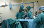 Bệnh viện tuyến dưới mổ thành công nội soi tử cung