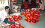 Rộn ràng xóm làm lồng đèn mùa Phật đản ở miền cố đô