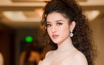 Á hậu Huyền My nổi bật với mái tóc xù 