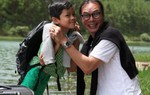 Nghệ thuật làm bạn với con của Trần Lực
