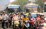 Chủ tịch Hà Nội muốn hạn chế xe cá nhân