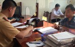 Đăng ký xe phải mở tài khoản ngân hàng: Tiện một việc nhưng dễ nảy sinh nhiều phức tạp