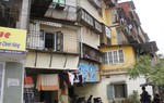 Hà Nội: 'Bám trụ' trong khu tập thể xuống cấp nguy hiểm