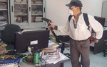 Phun hóa chất diệt muỗi kiểu này có phải là "cưỡi ngựa xem hoa"?