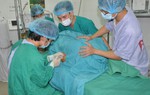 Chỉ cấm gây tê tủy sống khi mổ lấy thai với một số trường hợp cụ thể
