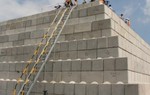 Một phần đất nhiễm dioxin tại sân bay Đà Nẵng được làm sạch
